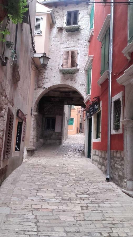 Apartments Si Rovinj Bagian luar foto