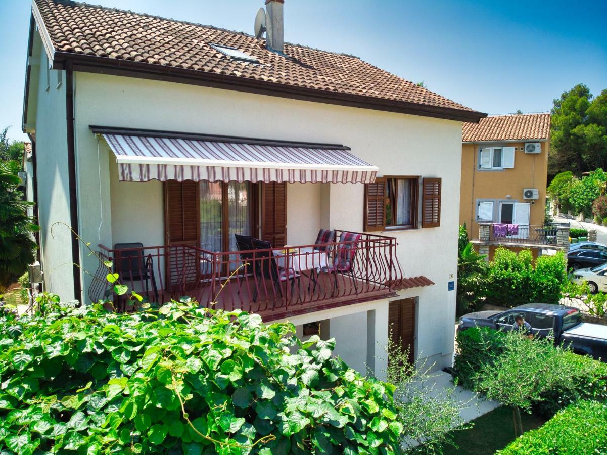 Apartments Si Rovinj Bagian luar foto