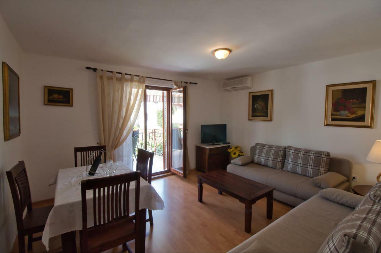 Apartments Si Rovinj Bagian luar foto