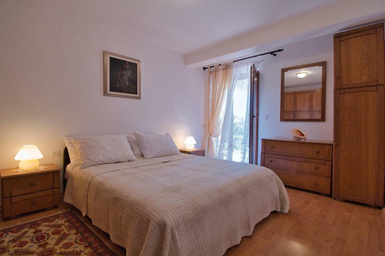 Apartments Si Rovinj Bagian luar foto