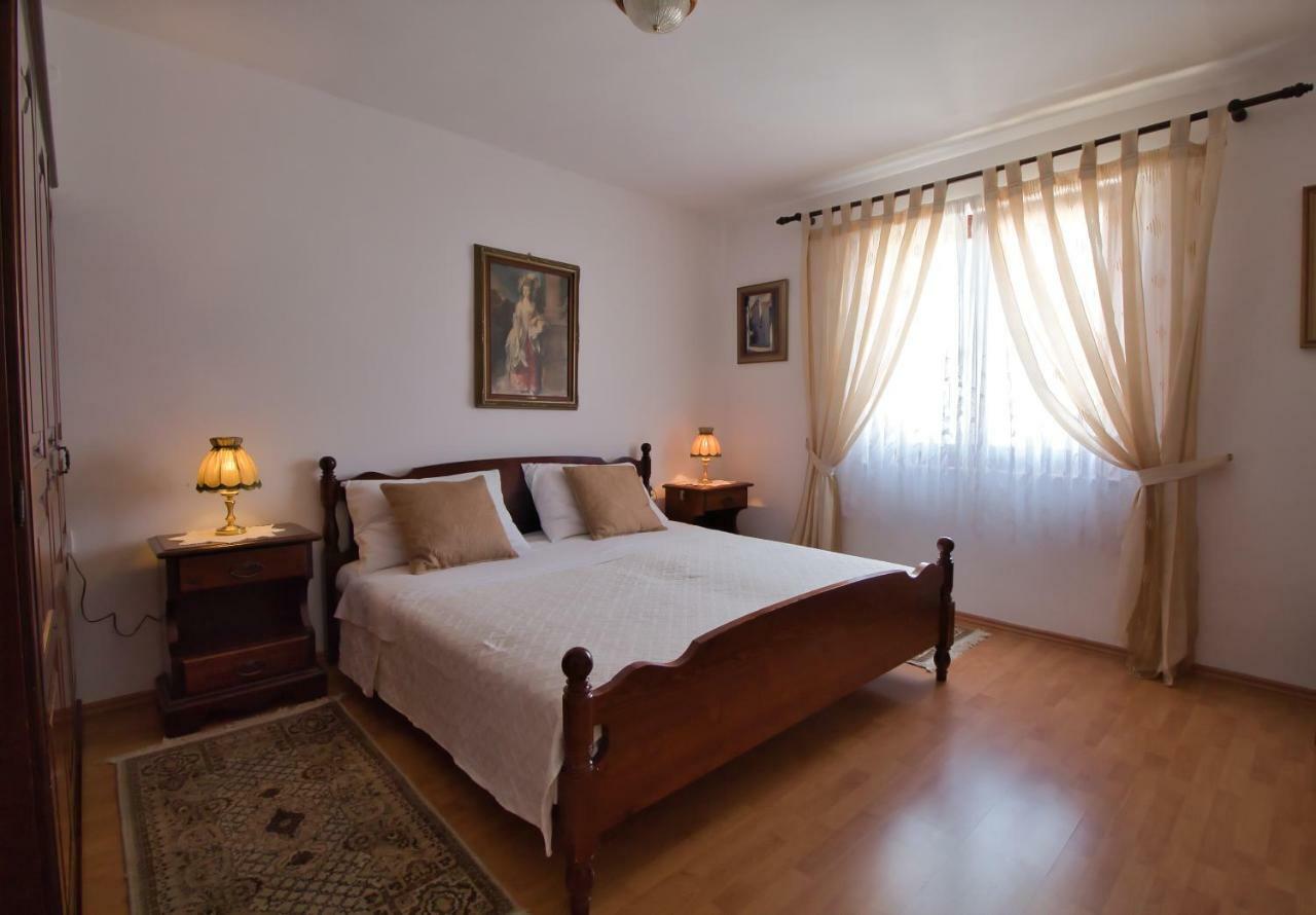 Apartments Si Rovinj Bagian luar foto