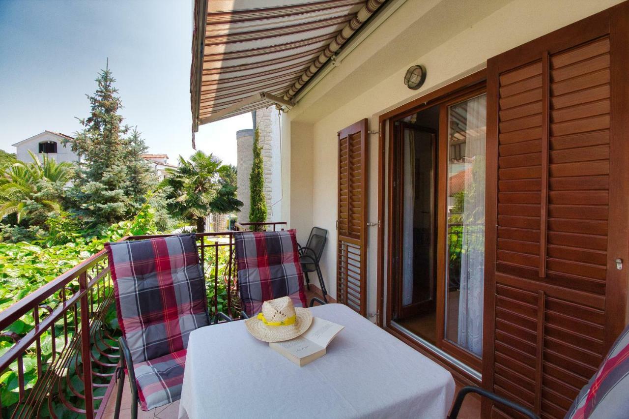 Apartments Si Rovinj Bagian luar foto
